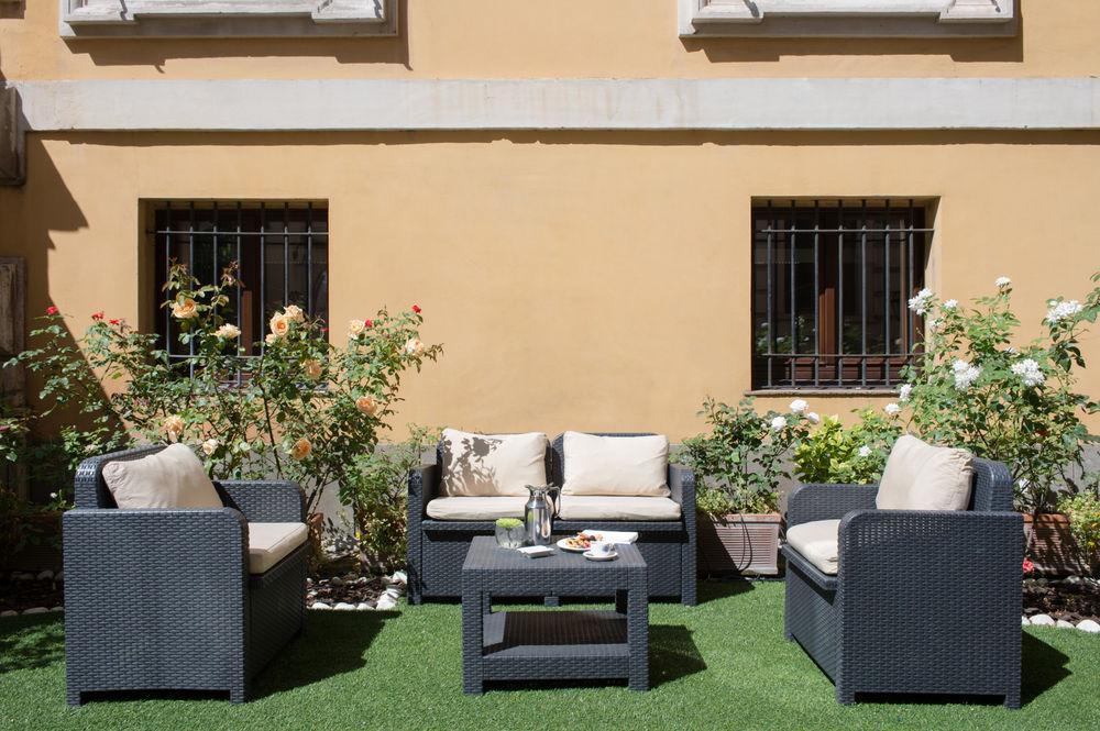 Hotel Rose Garden Palace By Omnia 4*