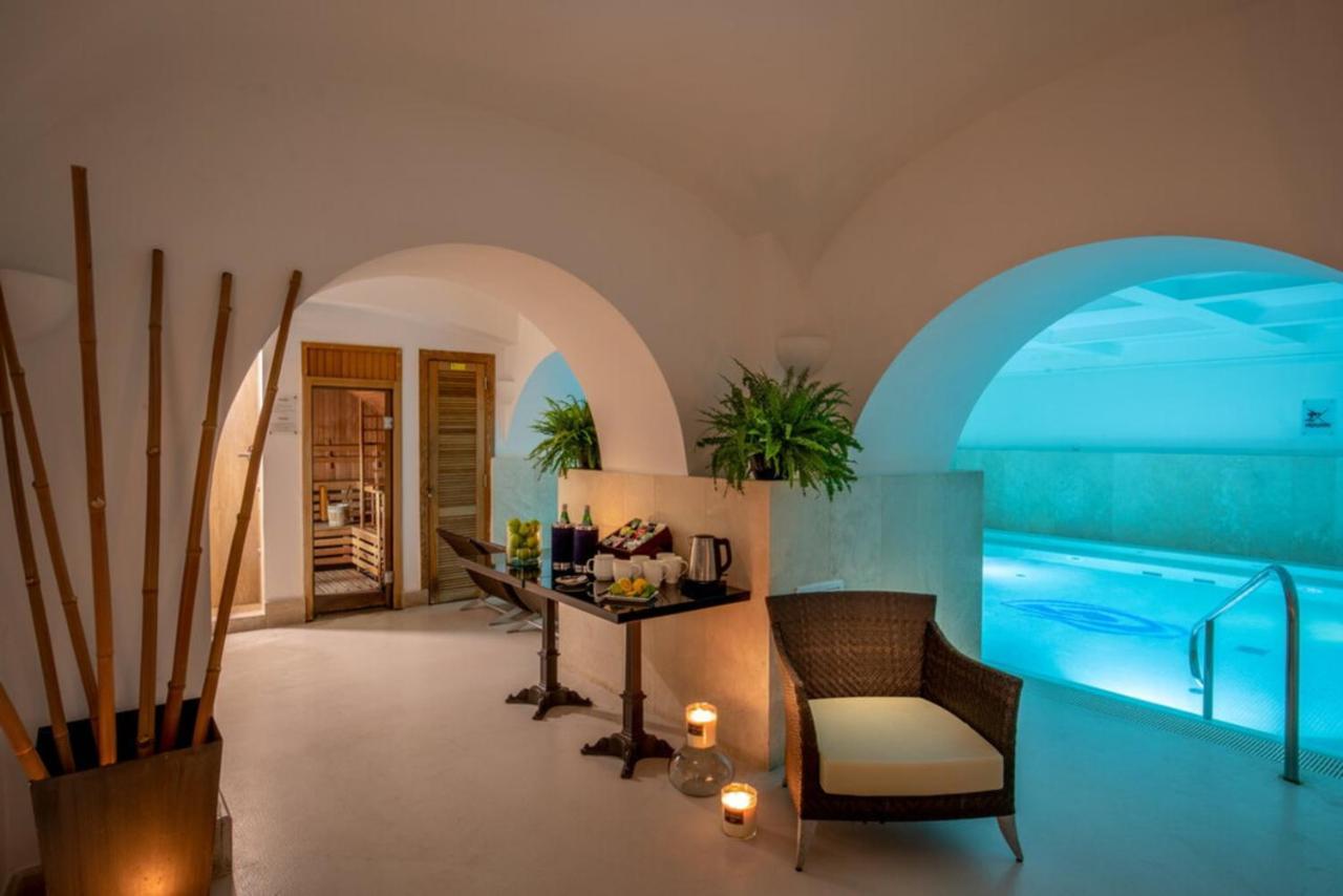 Hotel Rose Garden Palace By Omnia 4*